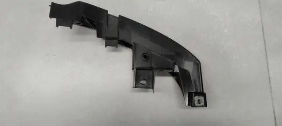 Audi Q8 Rear bumper mounting bracket 4M8807348 AU5363S08