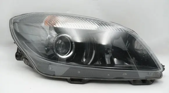 Skoda Fabia Mk2 (5J) Headlight/headlamp 