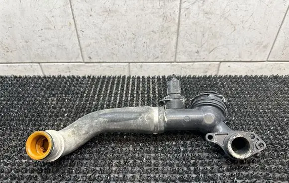 Porsche Panamera (970) Engine coolant pipe/hose 97010623101
