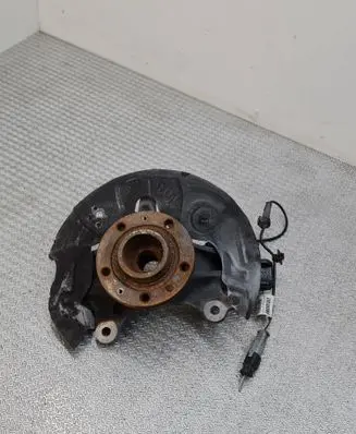 Peugeot 3008 II Front wheel hub spindle knuckle 9825606280 43395501