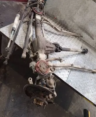 Land Rover Range Rover P38A Front axle beam 