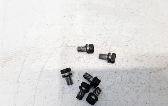 Toyota Aygo AB10 Nuts/bolts 