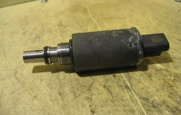 Citroen Berlingo Fuel pressure regulator SIEMENSVDO00952250
