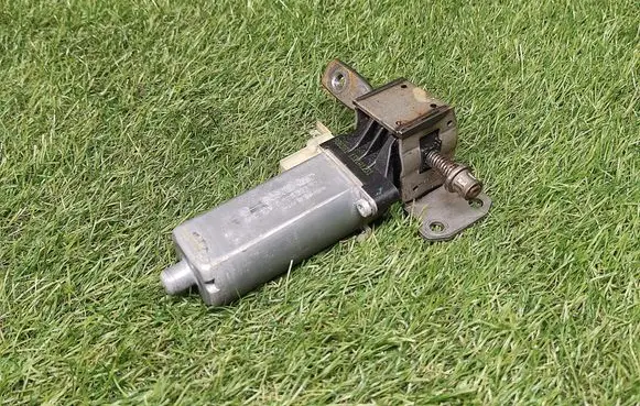 Audi Q7 4L Seat adjustment motor 0390203221