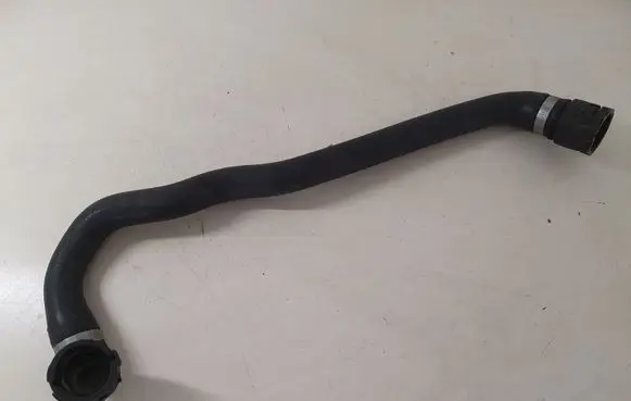 BMW 5 E60 E61 Engine coolant pipe/hose 1437865