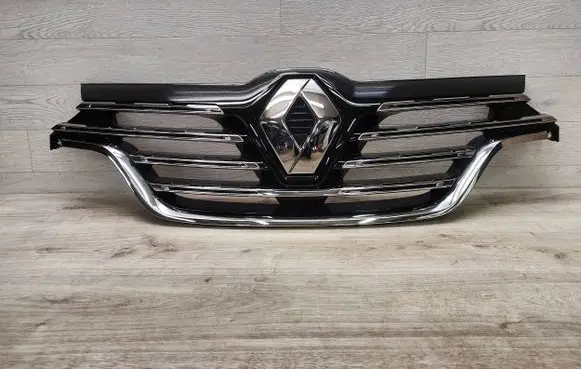 Renault Koleos II Front bumper upper radiator grill 623108912R