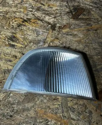 Volvo S40, V40 Front indicator light 30806987