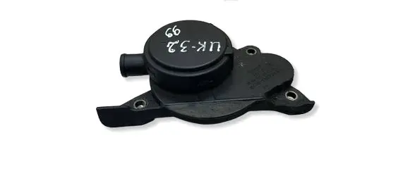 Mercedes-Benz E W210 Breather/breather pipe/hose A6110160334