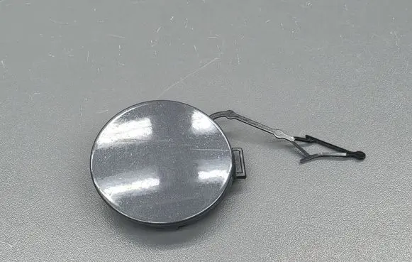 Volkswagen Golf VIII Front tow hook cap/cover 5H0807241