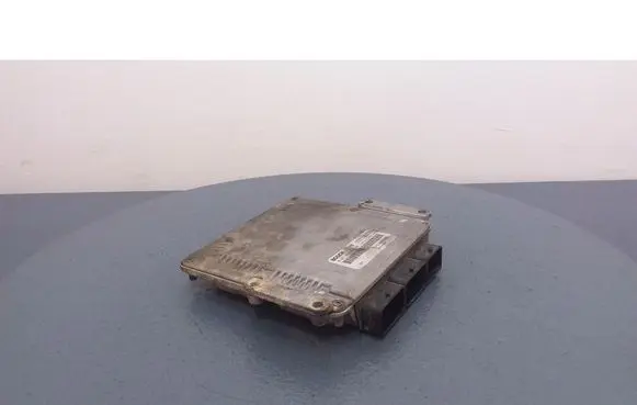 Renault Scenic I Engine control unit/module ECU 0281010979