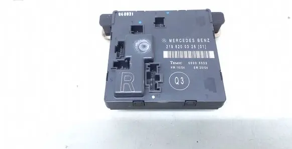Mercedes-Benz CLS C219 Door control unit/module 2198200326