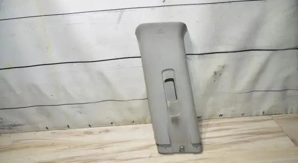Nissan X-Trail T31 (B) pillar trim (top)