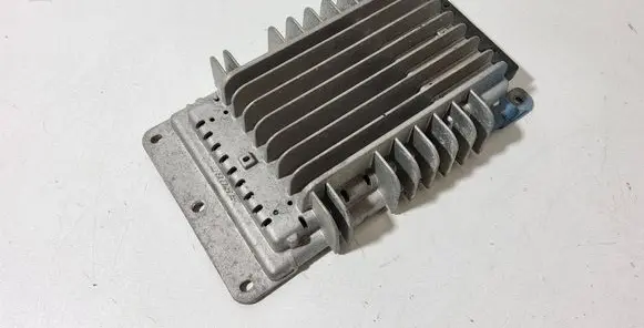 Audi A3 S3 8P Sound amplifier 8P4035223C