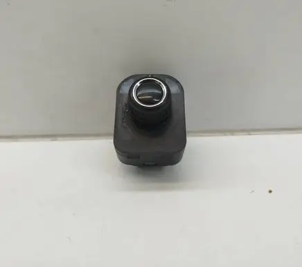 Audi A4 S4 B8 8K Wing mirror switch 8K0959565
