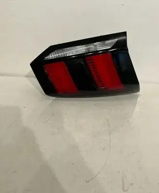 Peugeot 5008 II Tailgate rear/tail lights