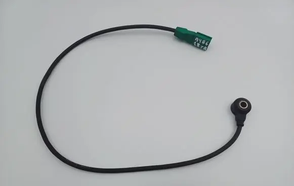 Audi A4 S4 B6 8E 8H Detonation knock sensor 07D905377