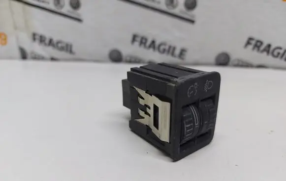 Volkswagen PASSAT B6 Headlight level height control switch 3C0941333