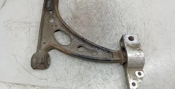 Volkswagen Touran I Front lower control arm/wishbone 1K0407153G 201967B