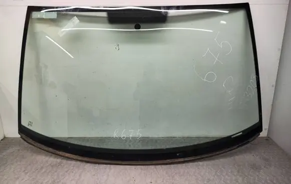 Volkswagen Transporter - Caravelle T5 Front windscreen/windshield window 43R001531 26022556