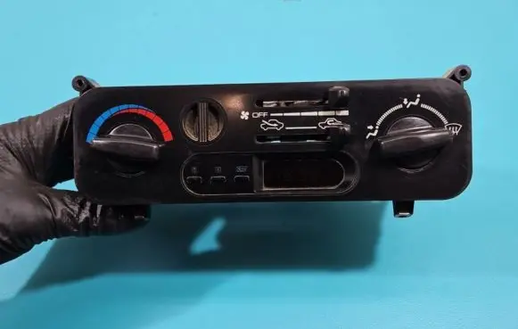 Climate control/heater control trim