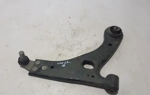 Volvo C40 Front lower control arm/wishbone 32346248