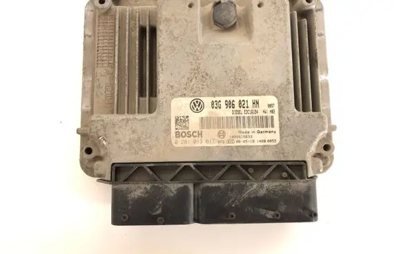 Volkswagen Touran I Engine control unit/module 0281013617 03G906021HN