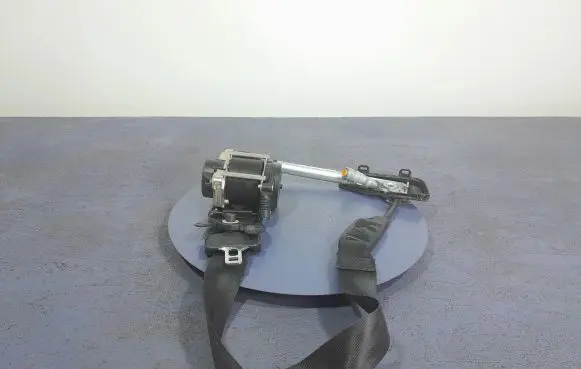 Renault Megane IV Front seatbelt 631437400