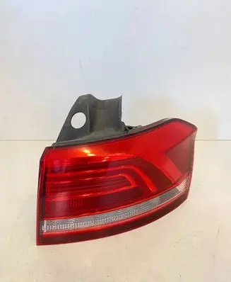 Volkswagen PASSAT B8 Rear/tail lights 3G9945096A