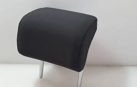 Volkswagen Golf VII Rear seat headrest