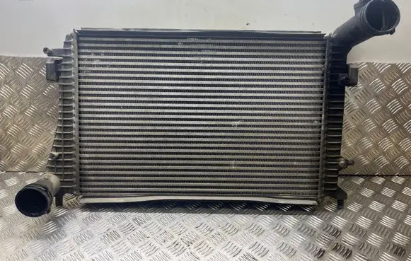 Volkswagen Golf V Intercooler radiator 1K0145803Q