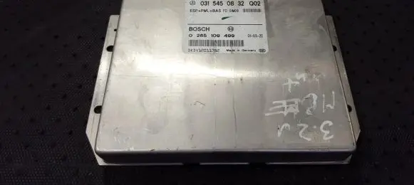 Mercedes-Benz E W211 Engine control unit/module 0315450832Q02 0265109499