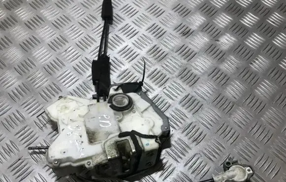 Honda Accord Front door lock
