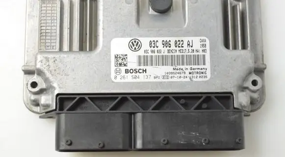 Volkswagen PASSAT B6 Engine control unit/module 03C906022AJ