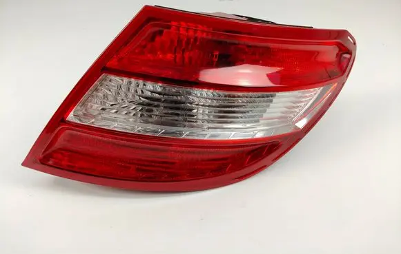 Mercedes-Benz C W204 Rear/tail lights 2048200264