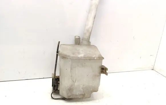 KIA Carnival Windshield washer fluid reservoir/tank 986104D000 985101F100