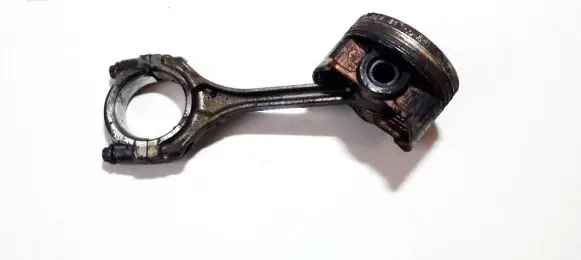 Honda Jazz Piston with connecting rod