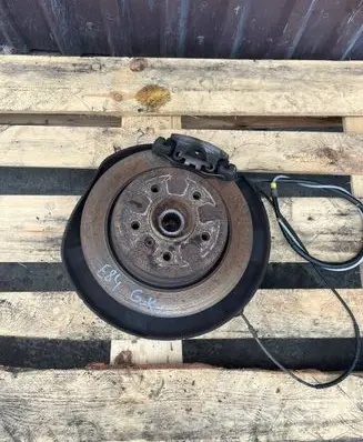 BMW X1 E84 Rear wheel hub spindle/knuckle 