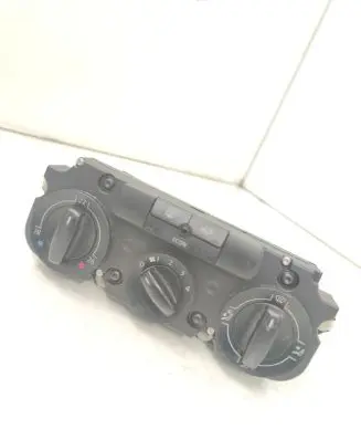 Volkswagen PASSAT B6 Climate control unit 1K0820047DF