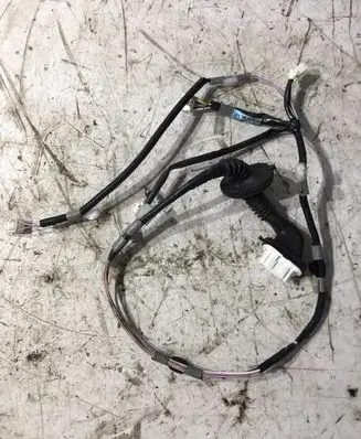 Toyota RAV 4 (XA40) Rear door wiring loom
