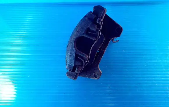 Audi A4 S4 B7 8E 8H Front brake caliper 885 1787