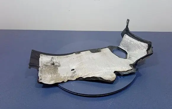 Jeep Grand Cherokee Exhaust heat shield 