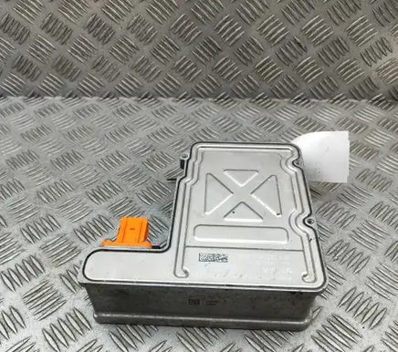Skoda Enyaq iV Hybrid/electric vehicle battery fan 1EE963231
