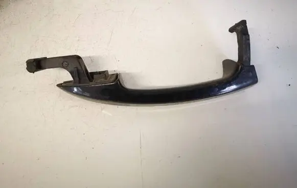 Volkswagen PASSAT B6 Front door exterior handle 3C0837210