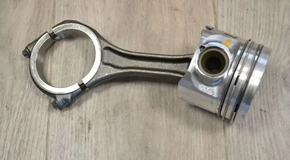Audi A6 S6 C7 4G Connecting rod/conrod 83L110