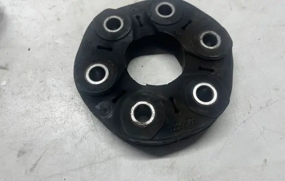 BMW X5 F15 Rear prop shaft donut coupling/joint 1229360
