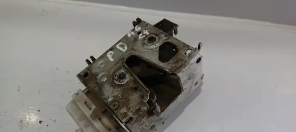 Audi A6 S6 C4 4A Front door lock 4A1837016J