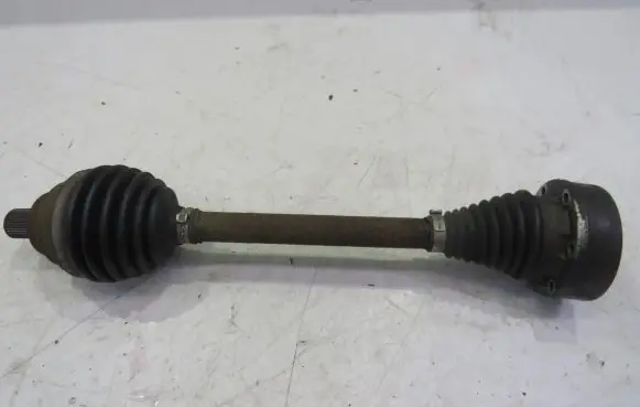 Seat Leon (5F) Front driveshaft