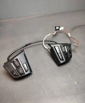 BMW 5 F10 F11 Steering wheel 610235001E