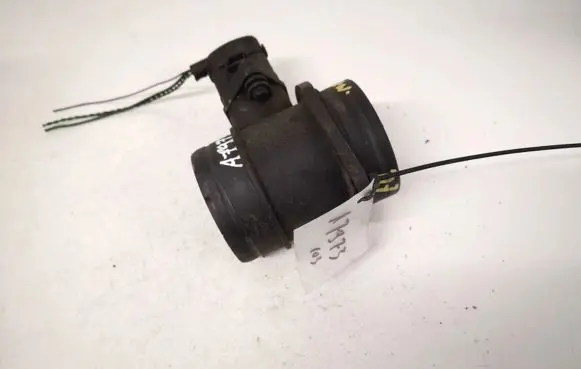 Audi A3 S3 8P Mass air flow meter 0281002531 038906461b