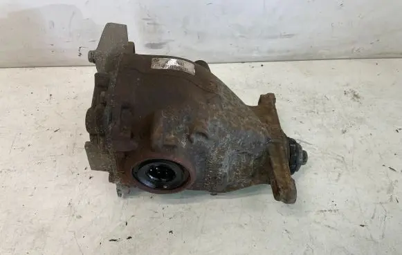BMW X5 E70 Rear differential 7590911